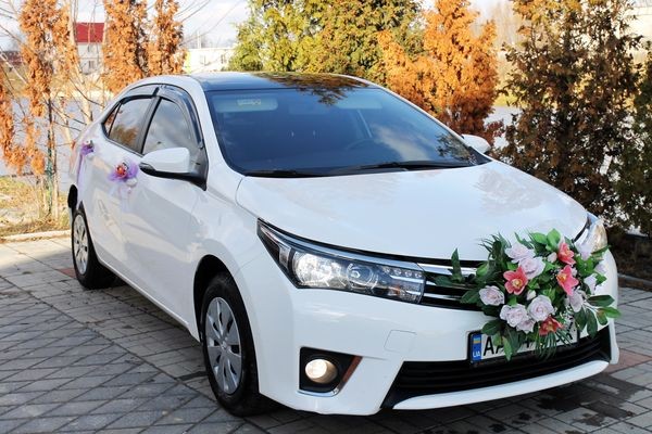 170 Toyota Corolla белая авто на свадьбу 3EgQ