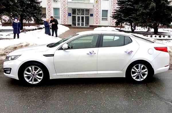 228 Kia Optima белый авто на свадьбу 2BVY