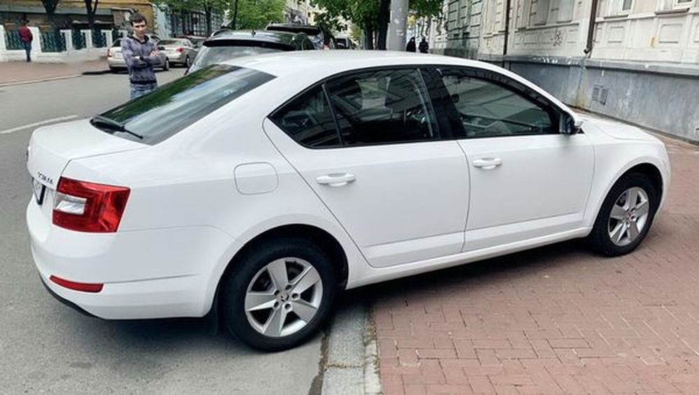 178 Skoda Octavia A7 новая авто на свадьбу j1ym