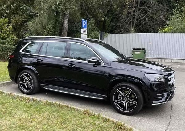 215 Внедорожник Mercedes-Benz GLS 63 2021 год на свадьбу ldPY