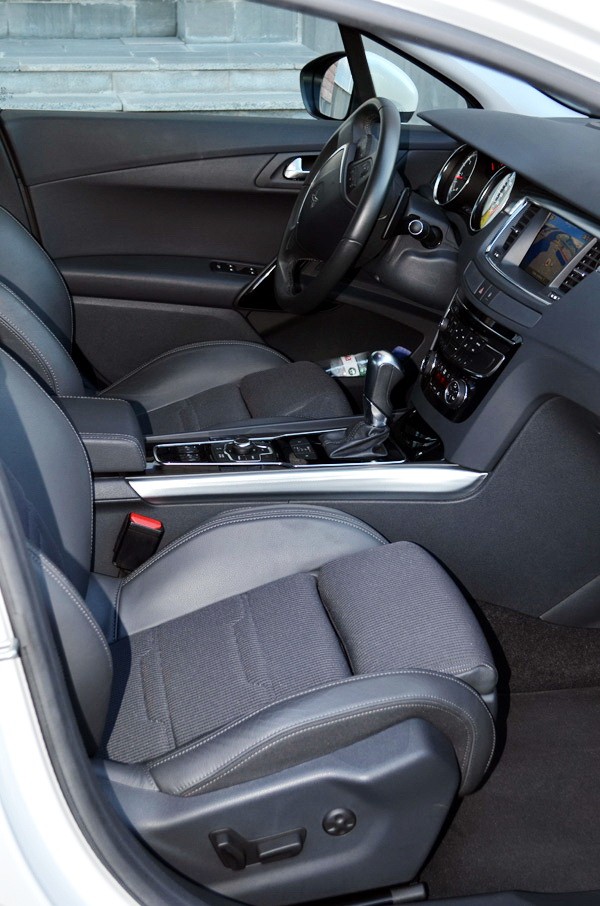 144 Peugeot 508GT белый авто на свадьбу 3raV