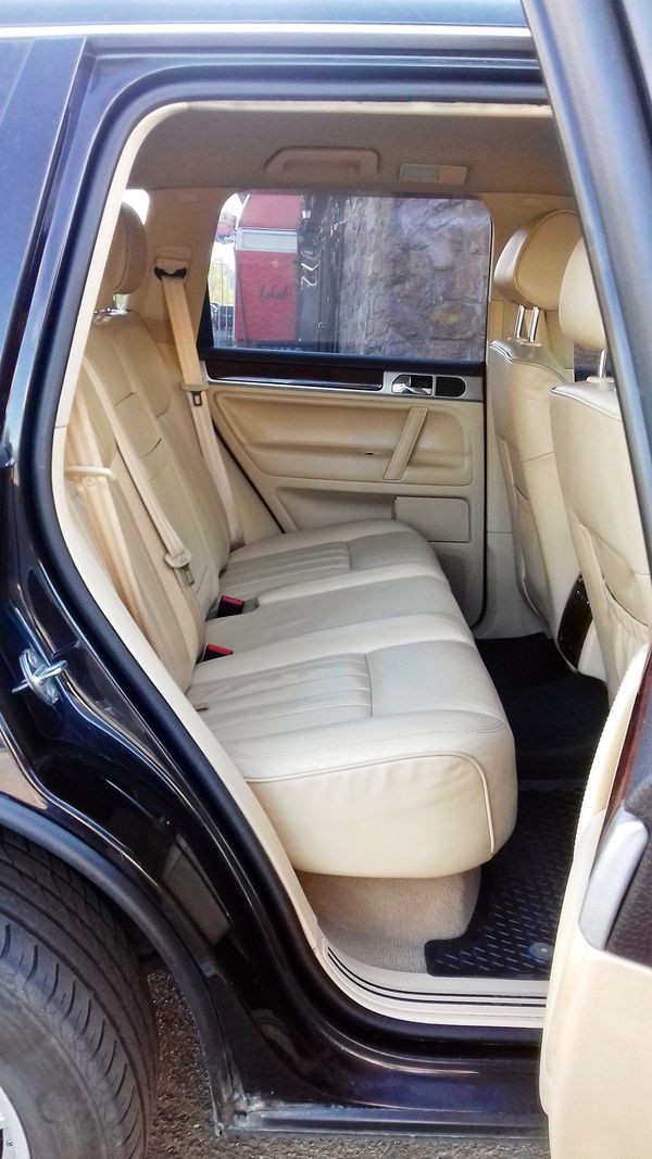 264 Внедорожник Volkswagen Touareg jNwe