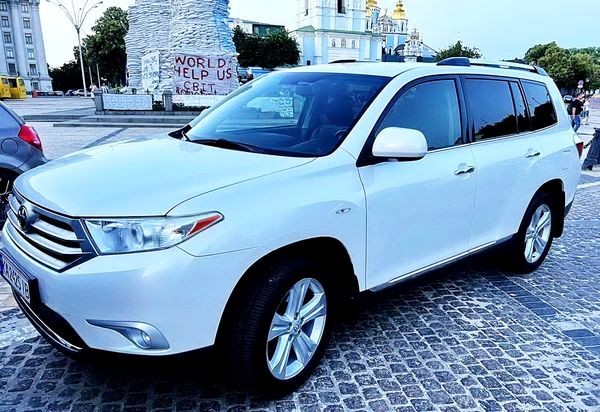 037 Внедорожник Toyota Highlander белая заказать j8Pk