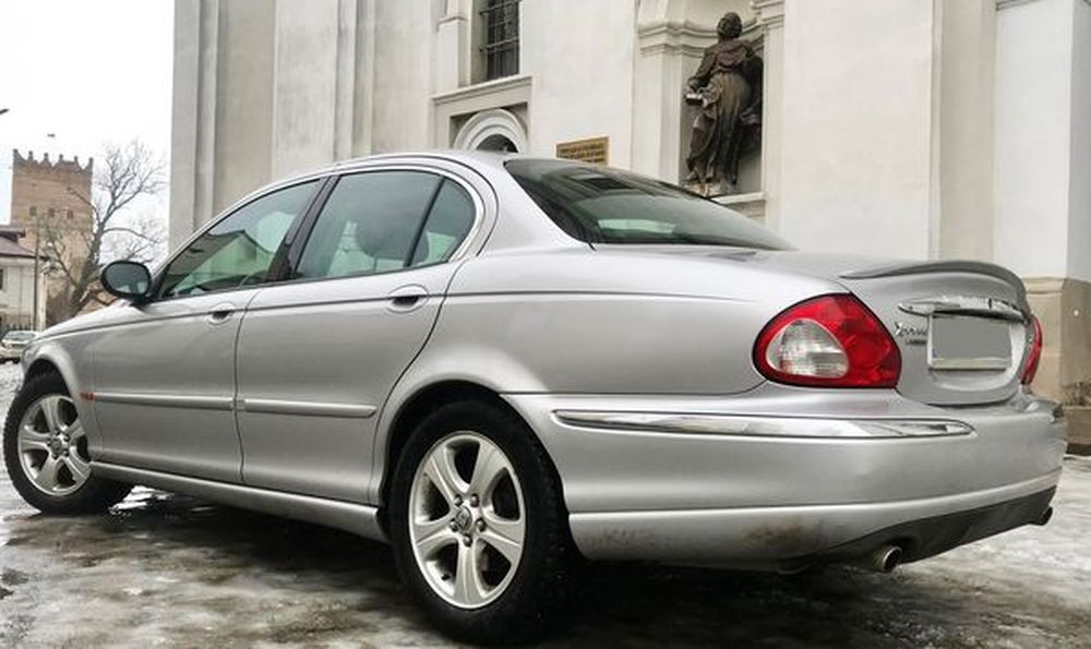 319 Jaguar X-type серебристый jeOB