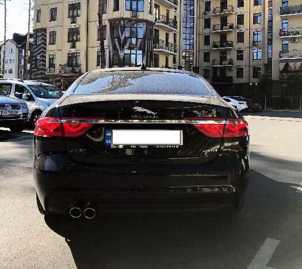 122 Jaguar XF черный 2017 lzLp