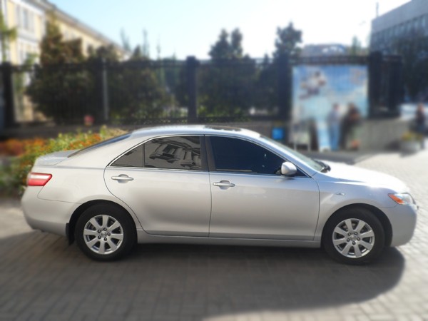 156 Toyota Camry серебристая авто на свадьбу ldXN