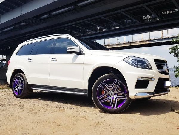057 Внедорожник Mercedes GL350d j0Ve