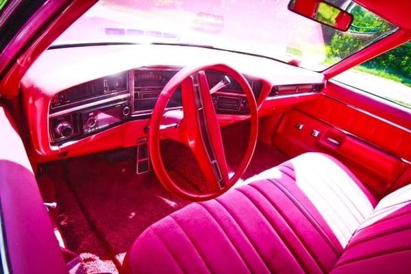 193 Ретро автомобиль Buick Le sabre розовый 3map