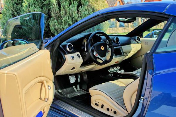 351 Ferrari California 2012 год 28J5