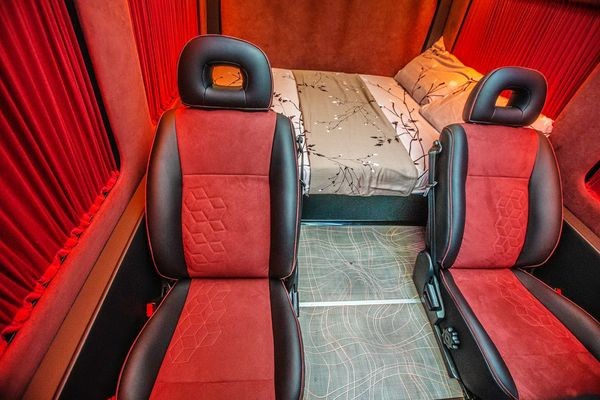 295 Микроавтобус Mercedes Sprinter черный VIP на свадьбу 2xzW