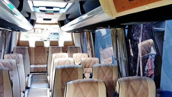 304 Микроавтобус Mercedes Sprinter VIP серебро j0Nn