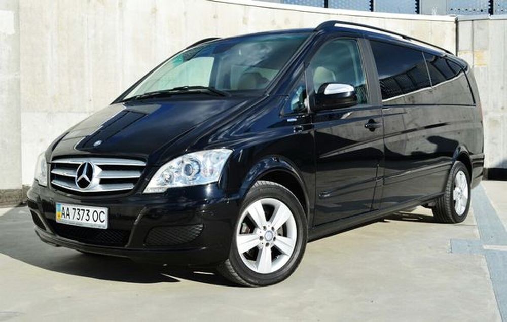 284 Микроавтобус Mercedes-Benz Viano черный на свадьбу lZvY