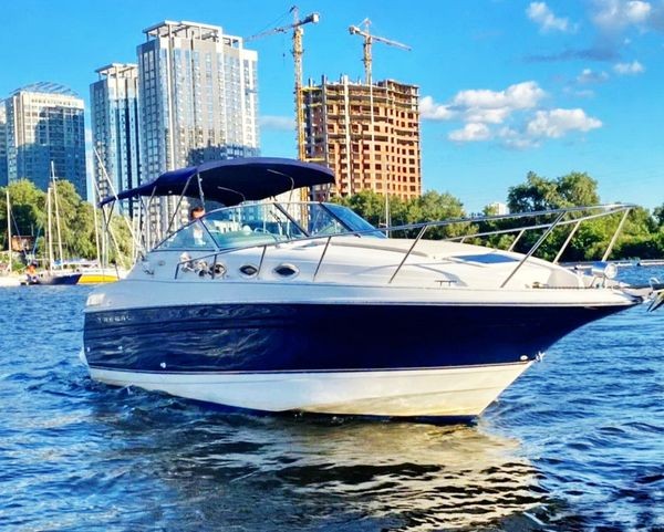 Моторная яхта Regal-2860 j8Xy