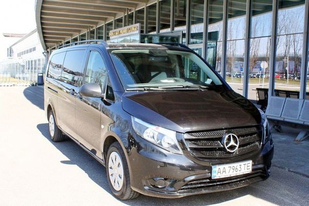279 Микроавтобус Mercedes-Benz Vito 447 черный на свадьбу jDPJ