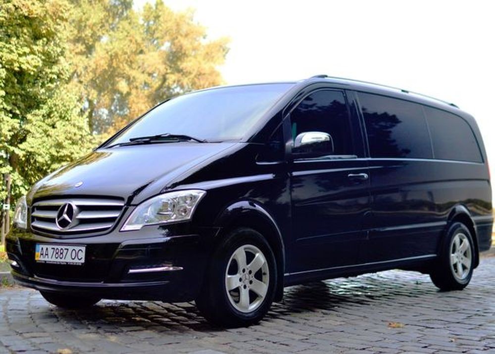 287 Микроавтобус Mercedes Viano black на свадьбу jmD6