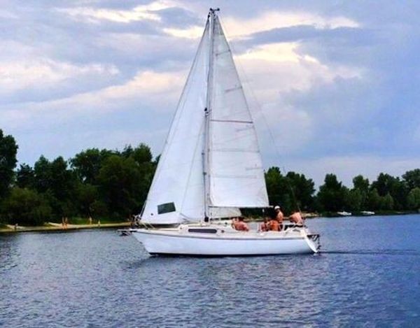 Парусная яхта Морелло jVpb