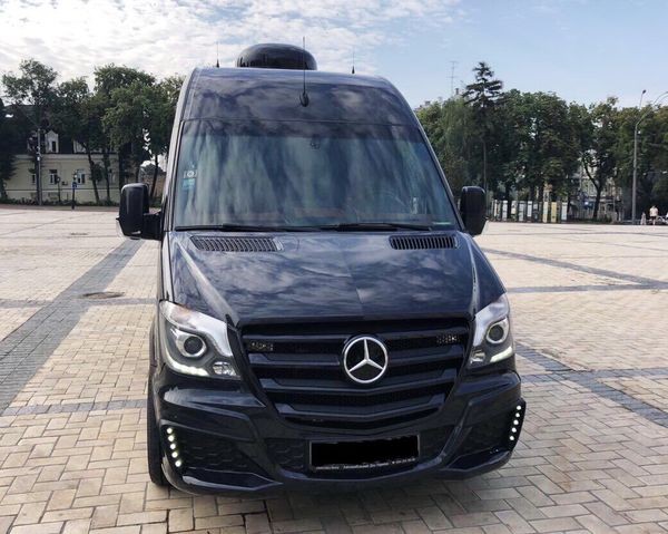 278 Микроавтобус Mercedes-Benz Sprinter черный VIP класса на свадьбу lo1B