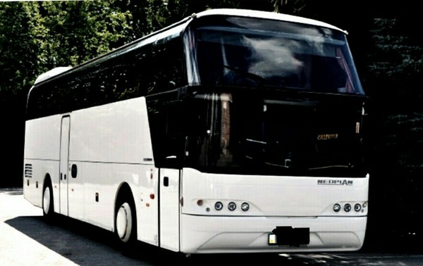 331 Автобус Neoplan 116 белый на свадьбу l685