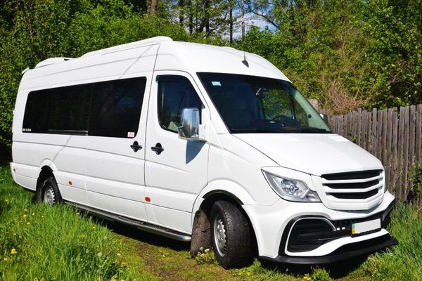 305 Микроавтобус Mercedes Sprinter VIP AMG рестайлинг 2020 2EbV