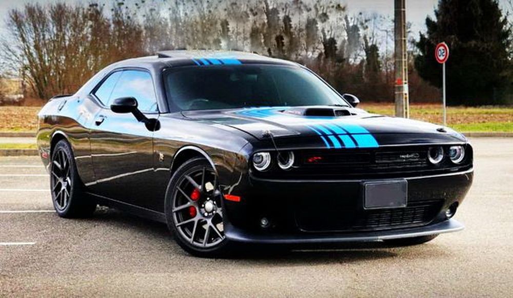 358 Спорткар Dodge Challenger 2MXR