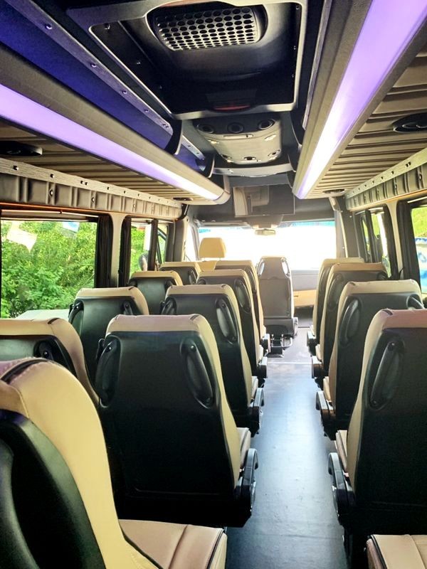 275 Микроавтобус Mercedes-Benz Sprinter VIP серебро на свадьбу 2Jbv