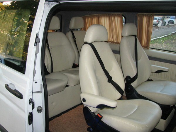281 Микроавтобус Mercedes Vito белый на свадьбу lp1o