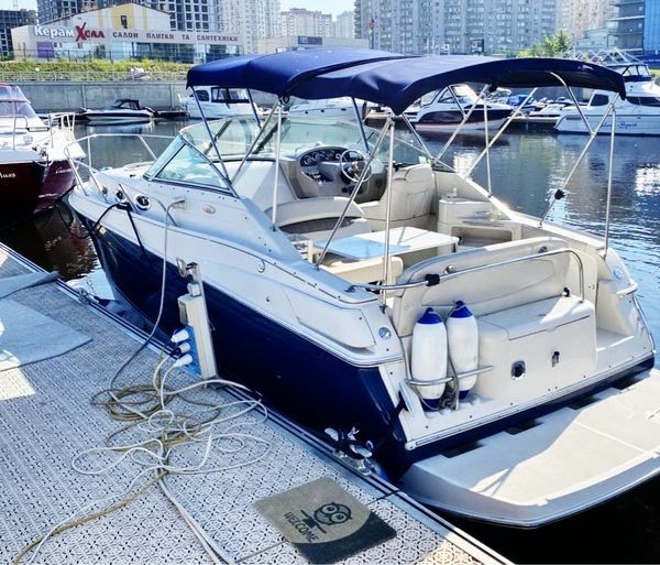 Моторная яхта Regal-2860 j8Xy