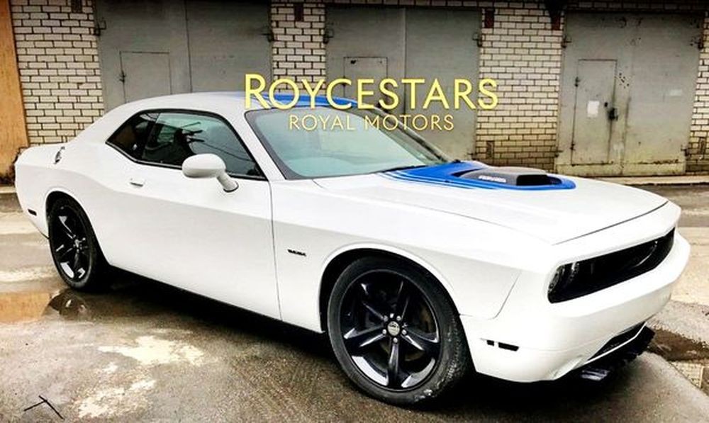 371  Dodge Challenger Mopar Edition белый 2Lv7