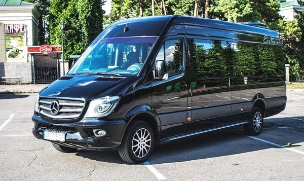 181 Микроавтобус Mercedes-Benz Sprinter черный VIP на свадьбу 2q04