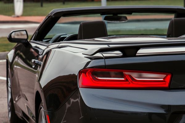 271 CHEVROLET CAMARO черный без водителя l99J