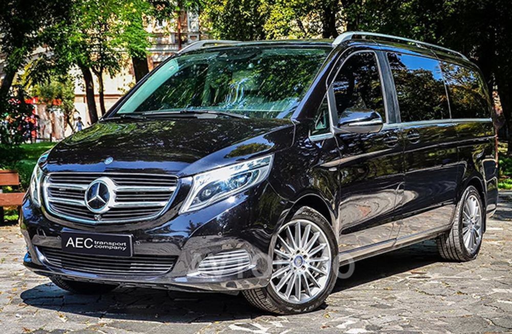 274 Микроавтобус Mercedes V класс без водителя lopV