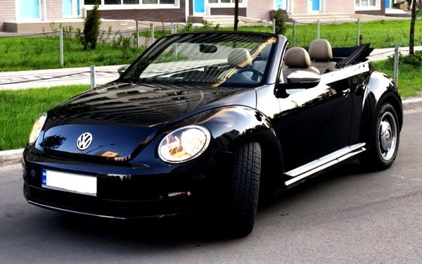 391 Кабриолет Volkswagen Beetle без водителя lZwA