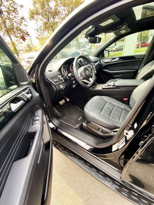 201 Внедорожник MERCEDES GLE 43 AMG COUPE без водителя 25Nb