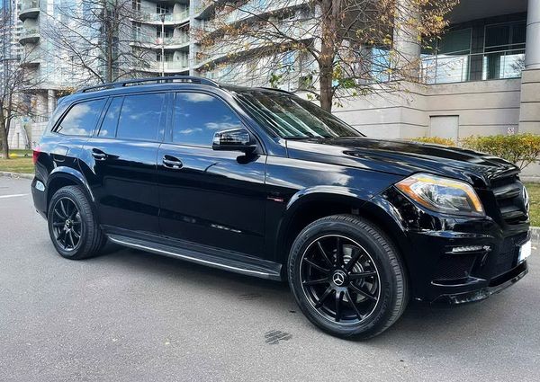 260 Внедорожник Mercedes GL 400 AMG 2016 без водителя 2qKr