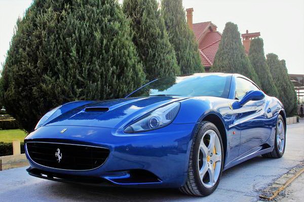 351 Тест драйв Ferrari California 2012 год кабриолет спорткар 2zEm