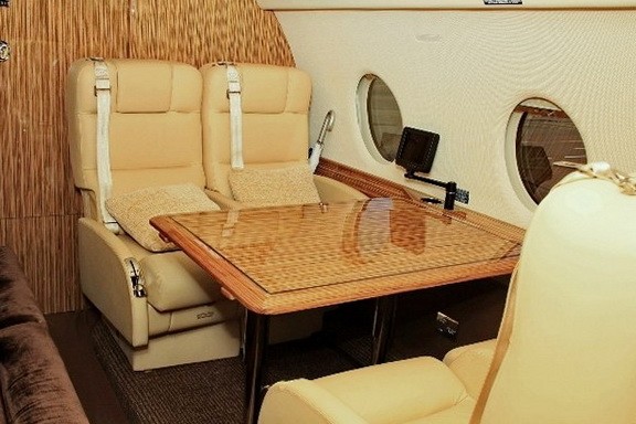 Gulfstream G200 частный самолет 3mWv