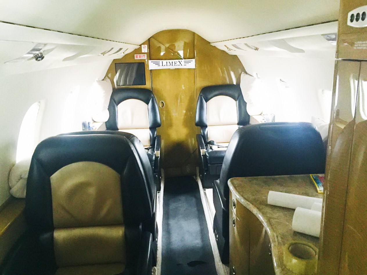 BOMBARDIER LEARJET 60 XR частный самолет ladp