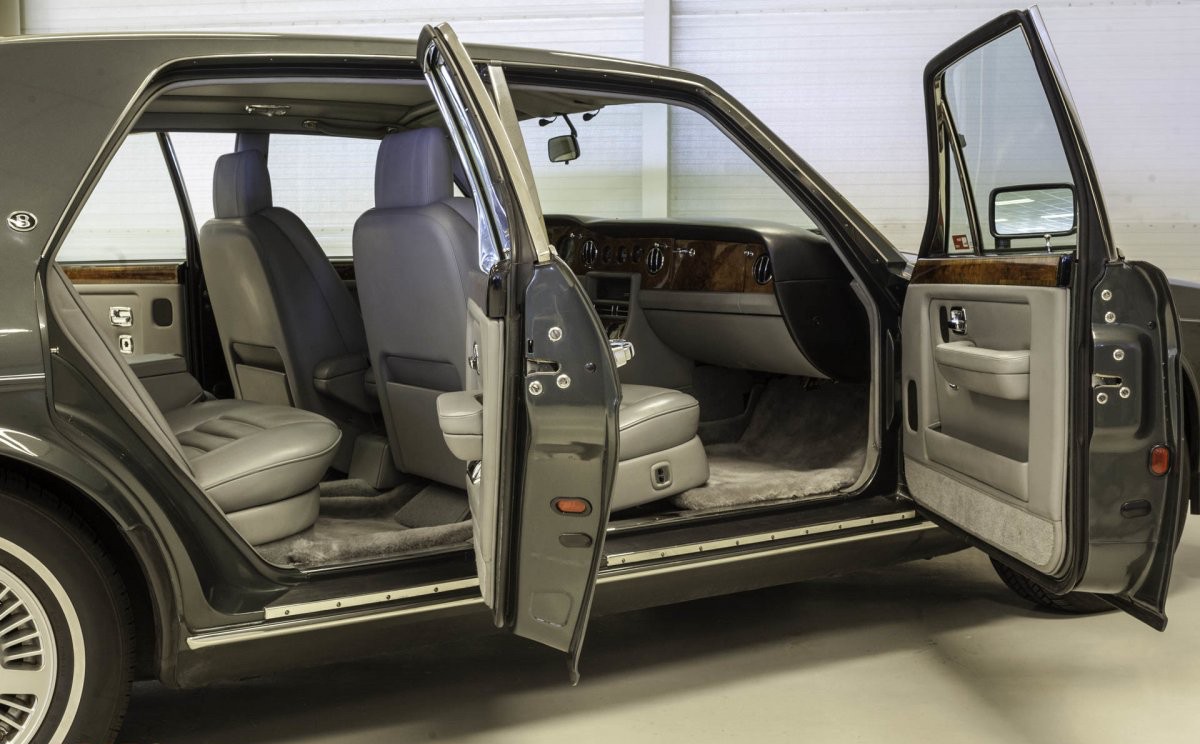 Ретро авто Bentley Mulsanne L410 бентли на свадьбу jKMm