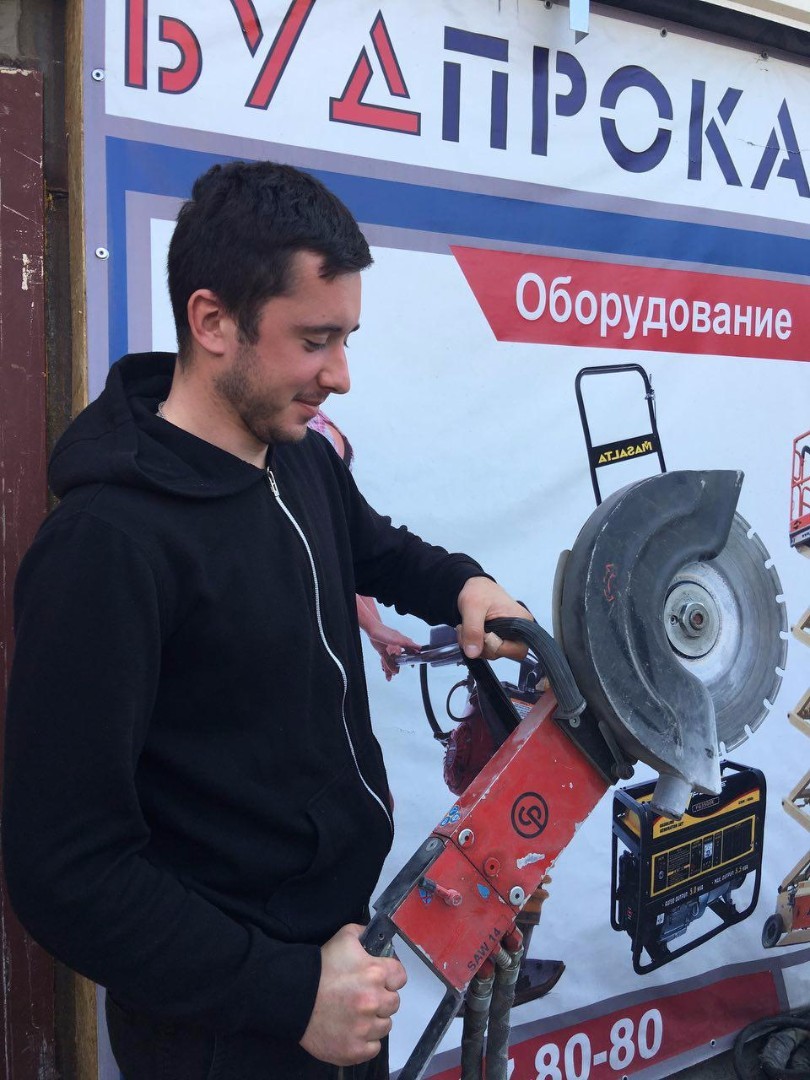 Дисковая пила Chicago Pneumatic SAW 14 + гидравлическая станция PAC P9 jwxV