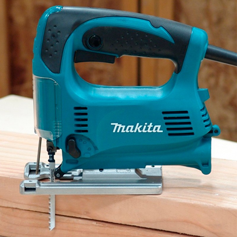 Электролобзик Makita 4329 Ход 18мм, глубина пропила 65мм lYMO