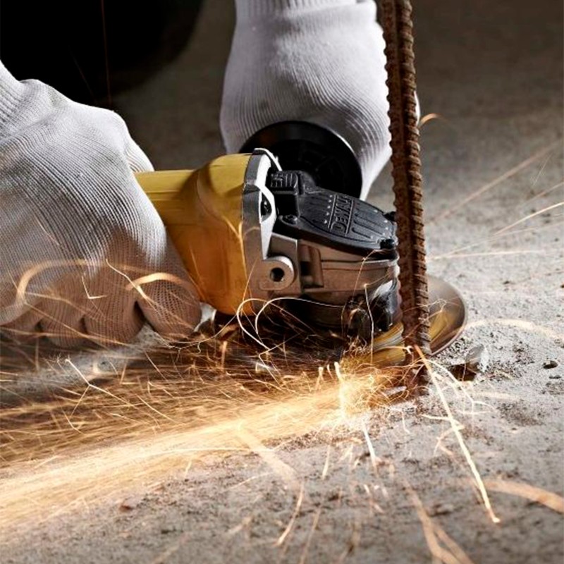 Аккумуляторная болгарка  DeWalt DCG 412, круг 125мм jey4