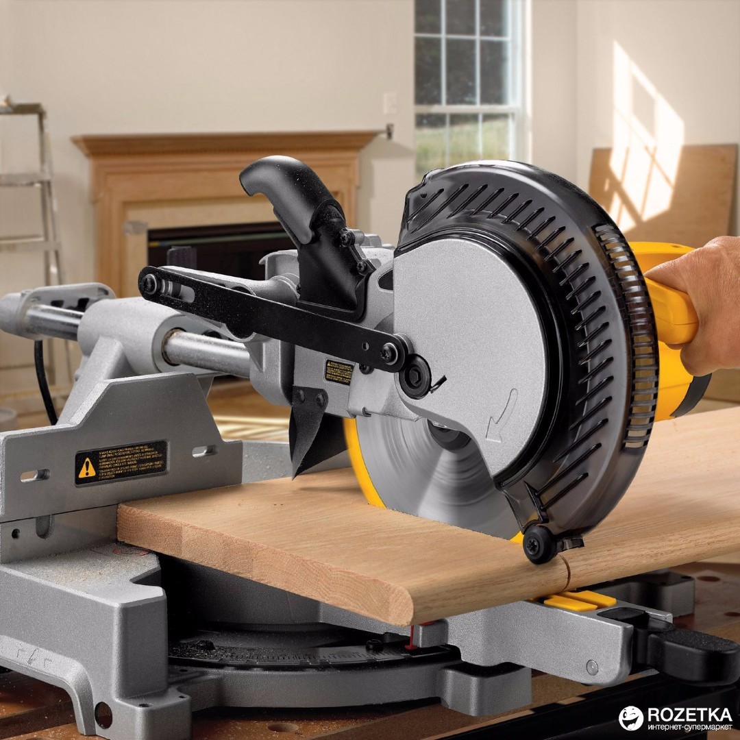 Торцовочная пила DeWalt DW712 Диск 216мм, глубина пропила 70мм 2gbO
