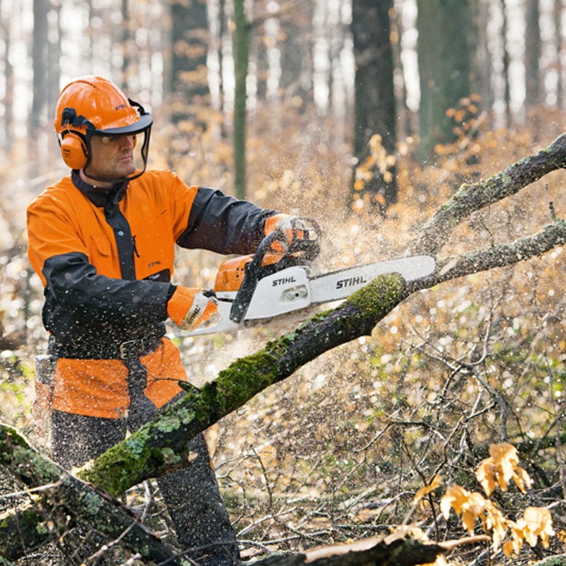 Бензиновая цепная пила Stihl MS 230 C 2.800об/мин, 4,6кг jLWB
