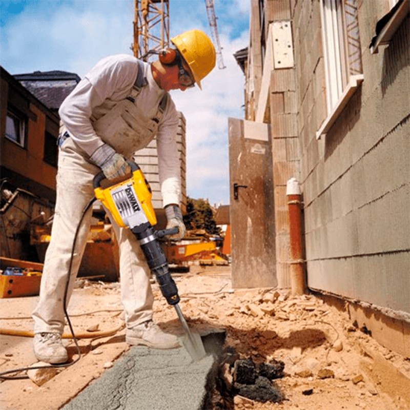 Отбойный молоток DeWalt 10кг 25Дж 2qV8