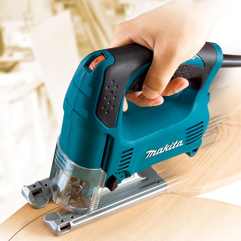 Электролобзик Makita 4329 Ход 18мм, глубина пропила 65мм 2Wbv