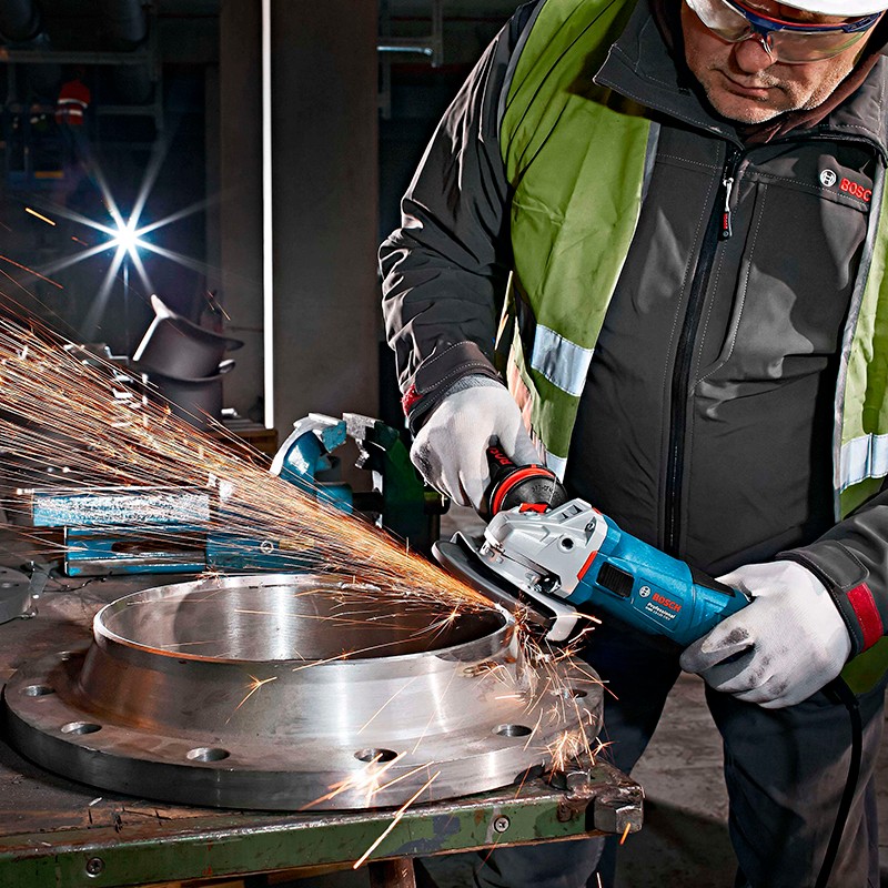 Угловая шлифмашина  Bosch GWS 780 C Professional LDor