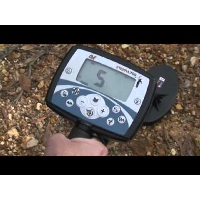 Металлоискатель Minelab X-Terra 705 Глубина обнаружения: 20-35 см, 1,3кг qeyb