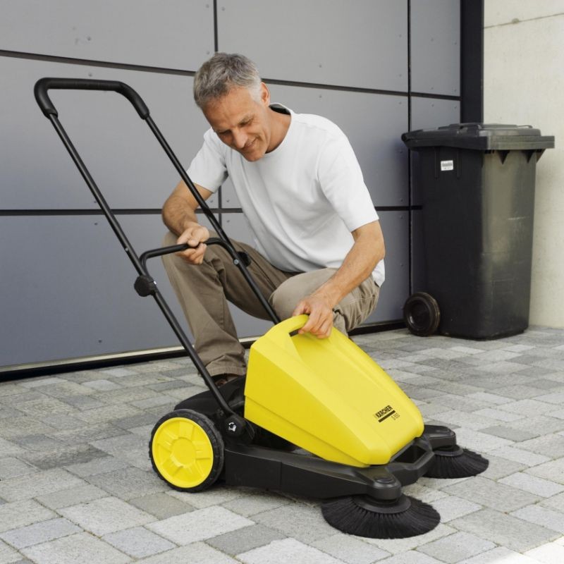 Подметальная машина Karcher бак 16л, 1,8кВт av99