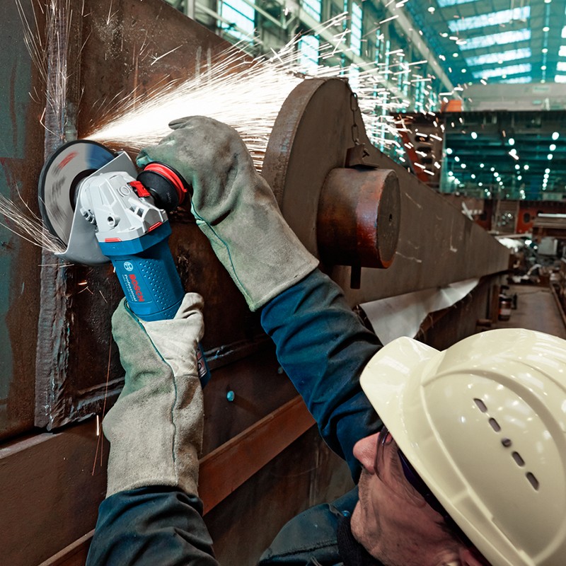 Угловая шлифмашина  Bosch GWS 780 C Professional jJZ5