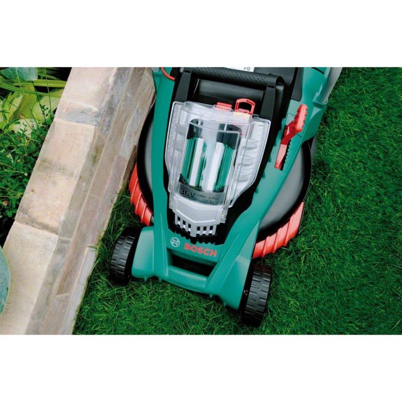 Газонокосилка BOSCH ROTAK 43 Ширина захвата 430мм, 12,5кг zrgA